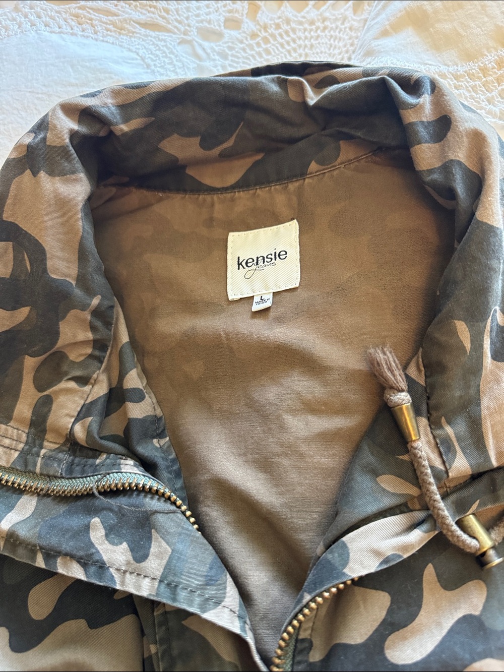 Kensie women’s Camouflage Hooded Jacket - Brown/Green